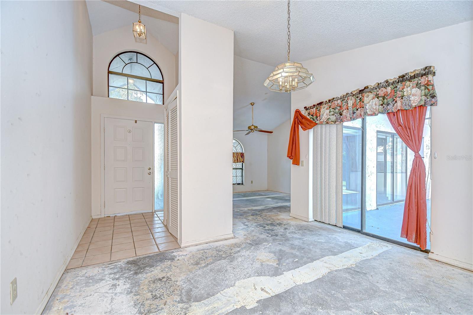 Image 5 of 17 For 1254 Windsor Way