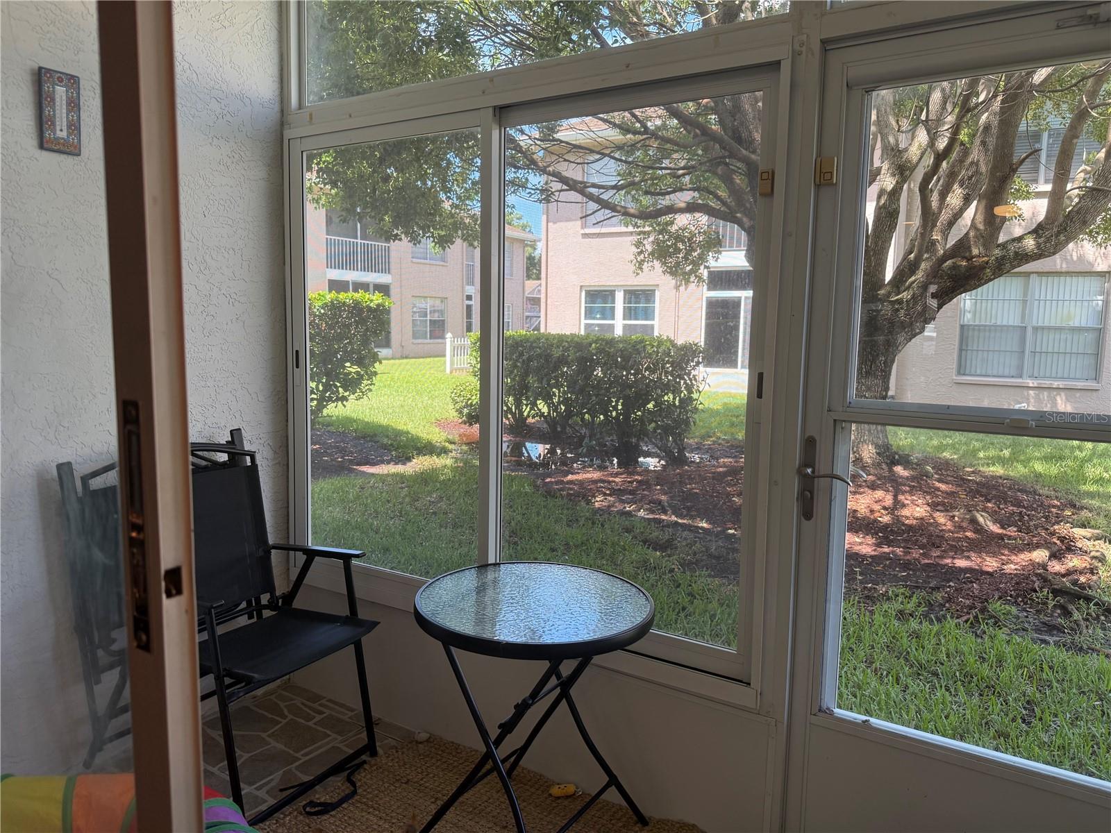 Image 14 of 20 For 4805 Sunnybrook Drive 12