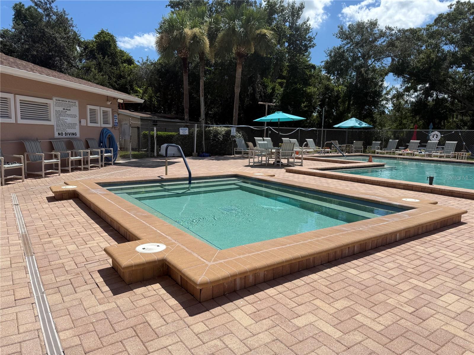 Image 16 of 20 For 4805 Sunnybrook Drive 12