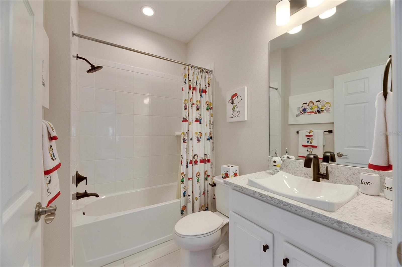 Image 18 of 75 For 7528 Paradiso Drive