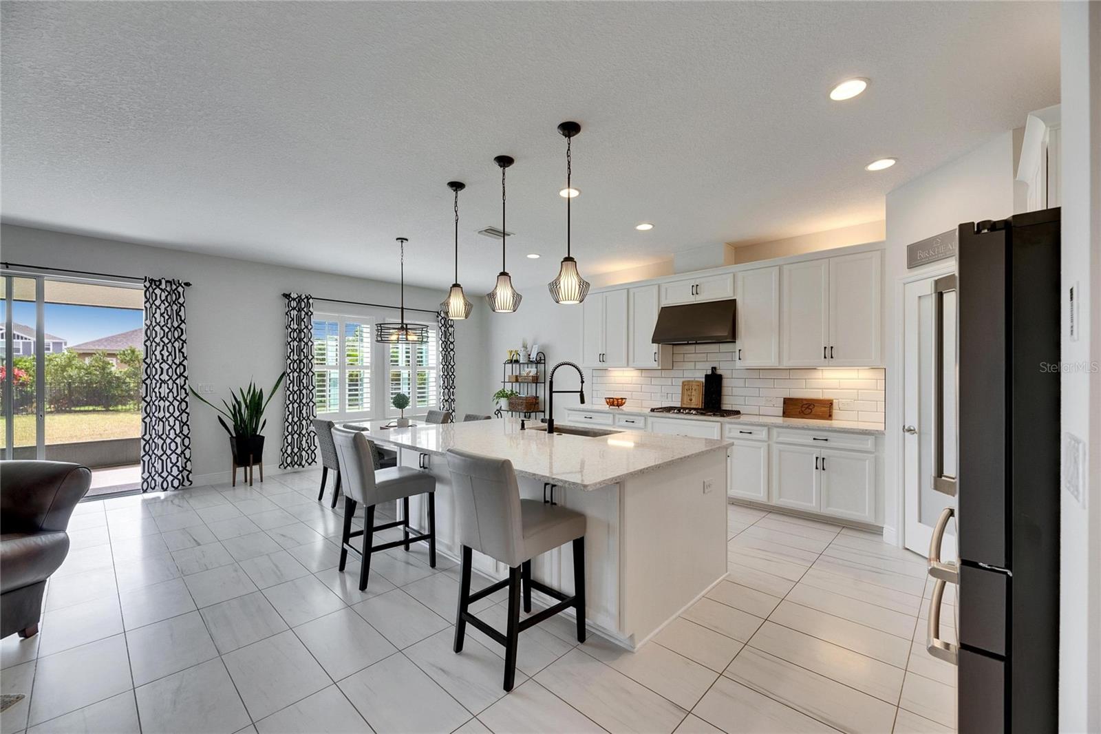 Image 4 of 75 For 7528 Paradiso Drive