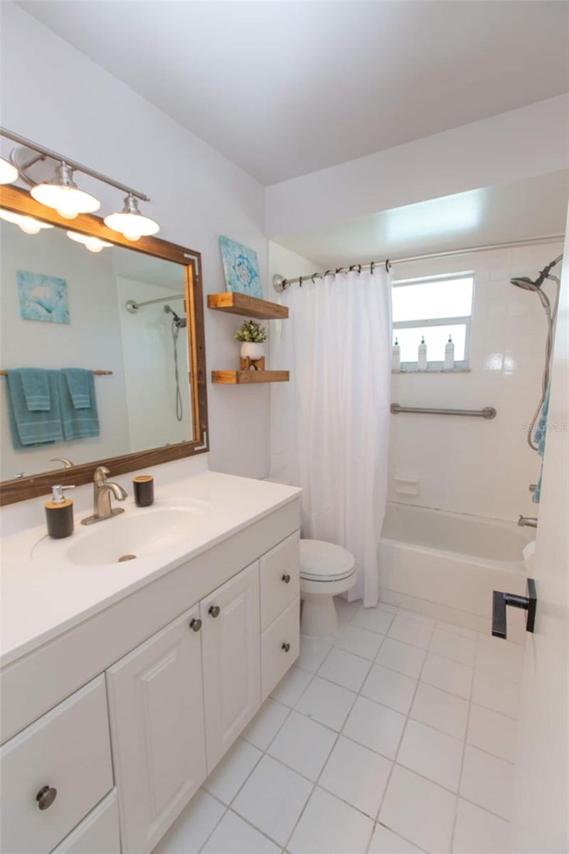 Image 22 of 30 For 574 6th Avenue Se