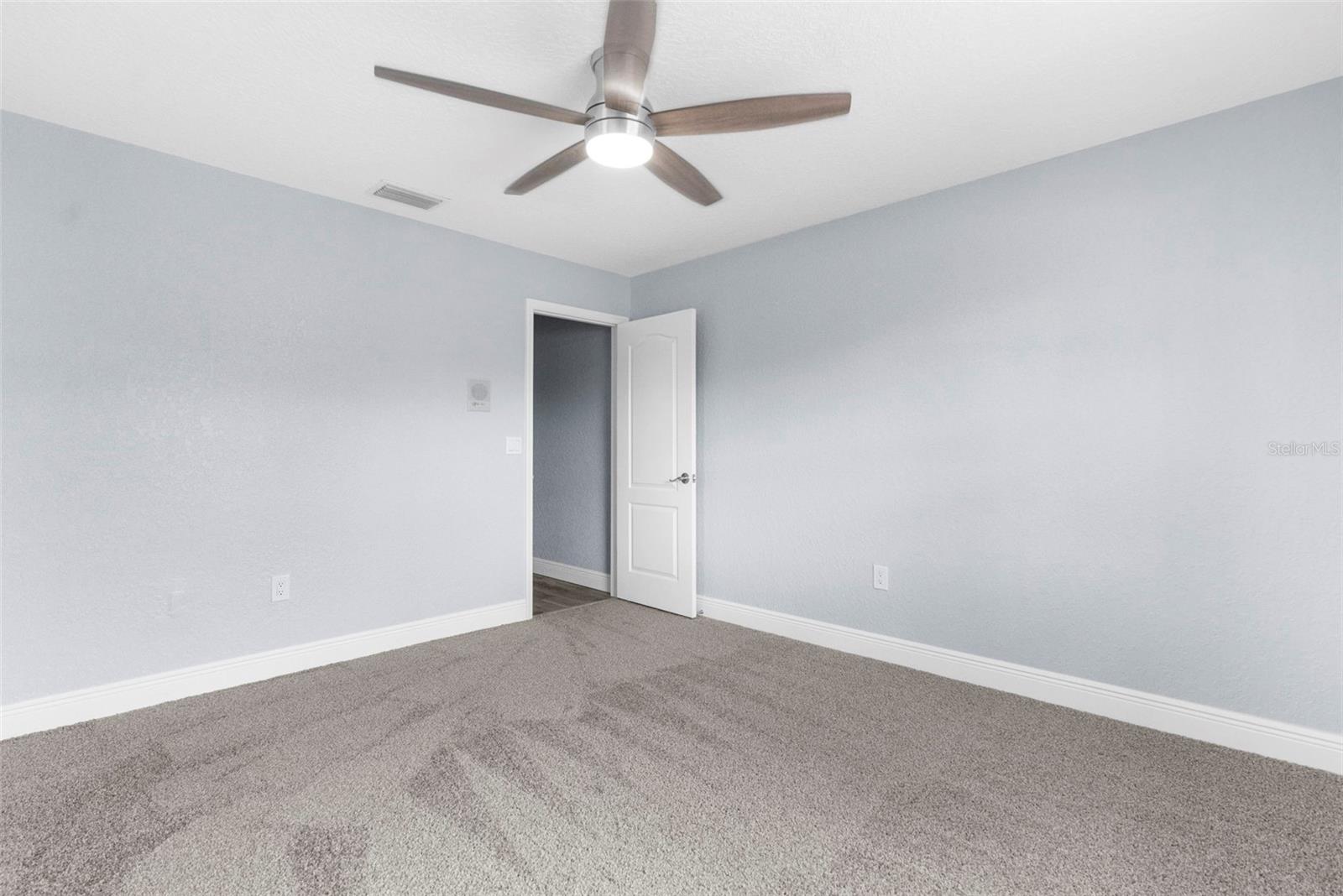 Image 30 of 41 For 1230 Ambrose Court