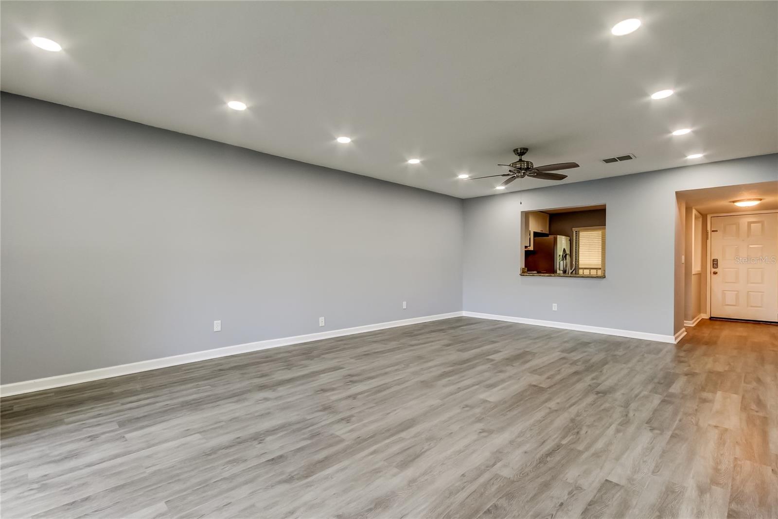 Image 19 of 36 For 3600 Magnolia Ridge Circle 1221-g