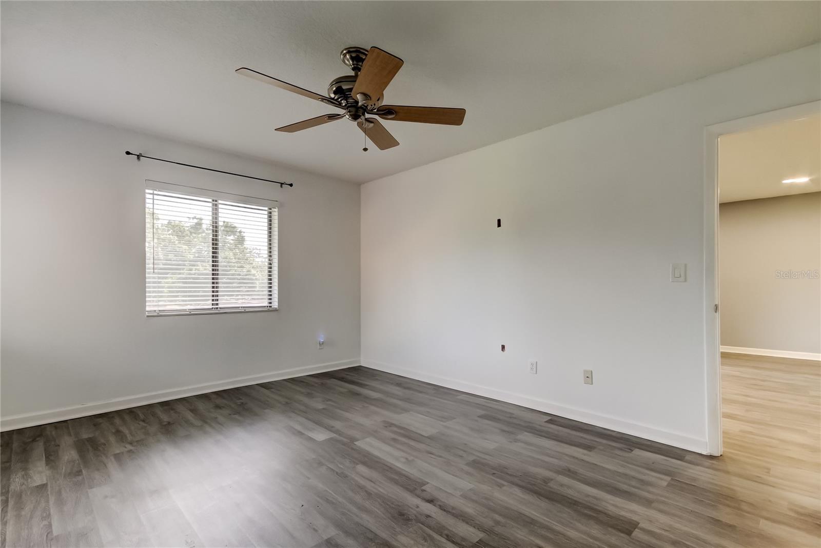 Image 22 of 36 For 3600 Magnolia Ridge Circle 1221-g