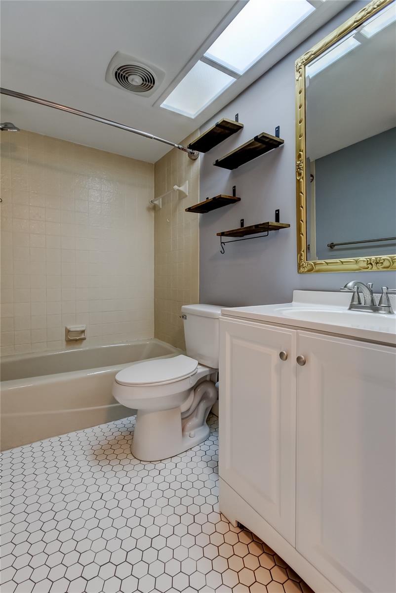 Image 33 of 36 For 3600 Magnolia Ridge Circle 1221-g