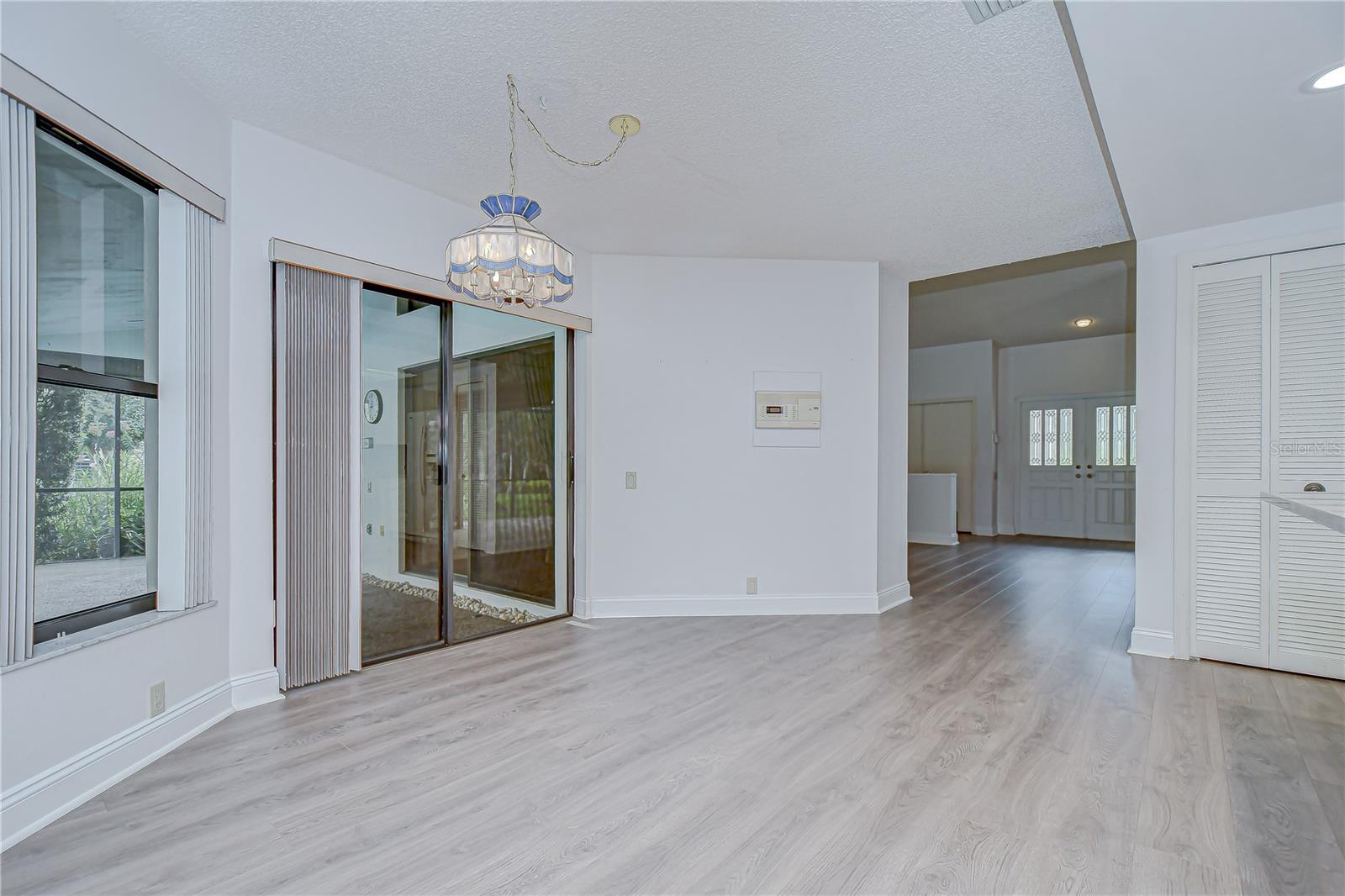 Image 14 of 38 For 5317 Burchette Road
