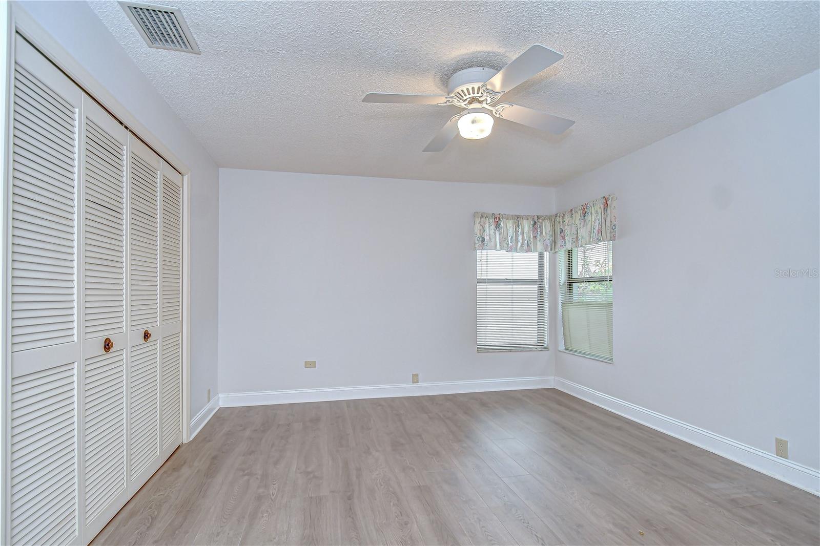 Image 23 of 38 For 5317 Burchette Road