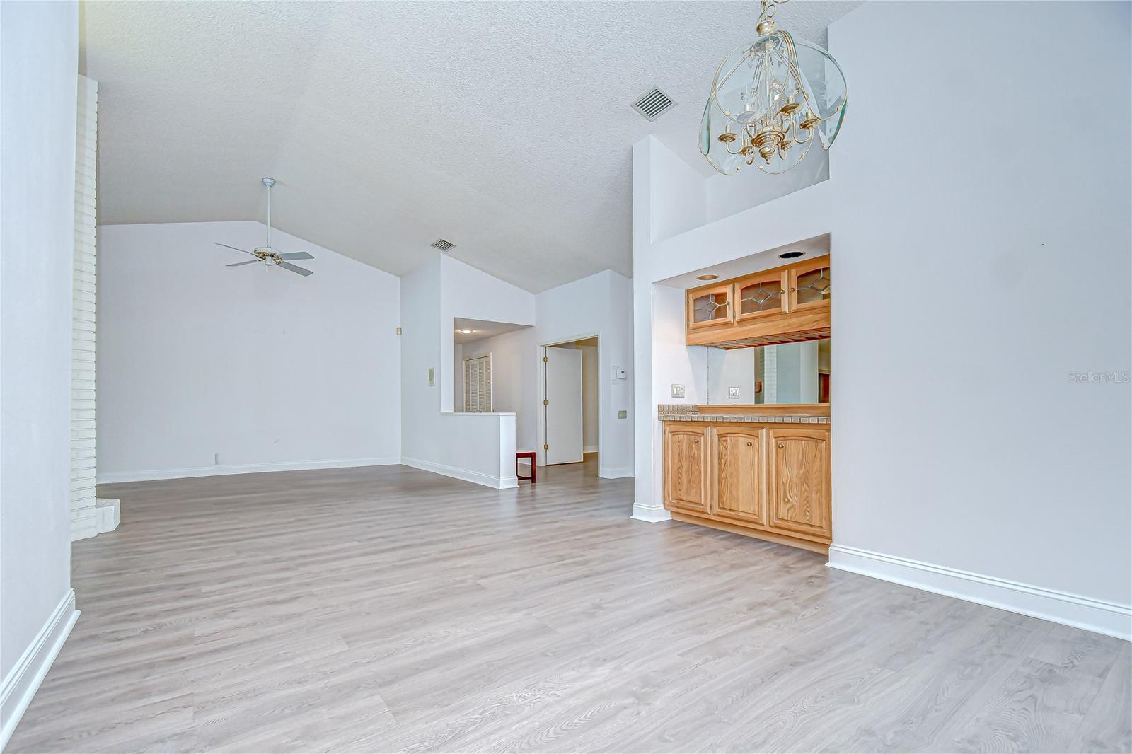 Image 6 of 38 For 5317 Burchette Road