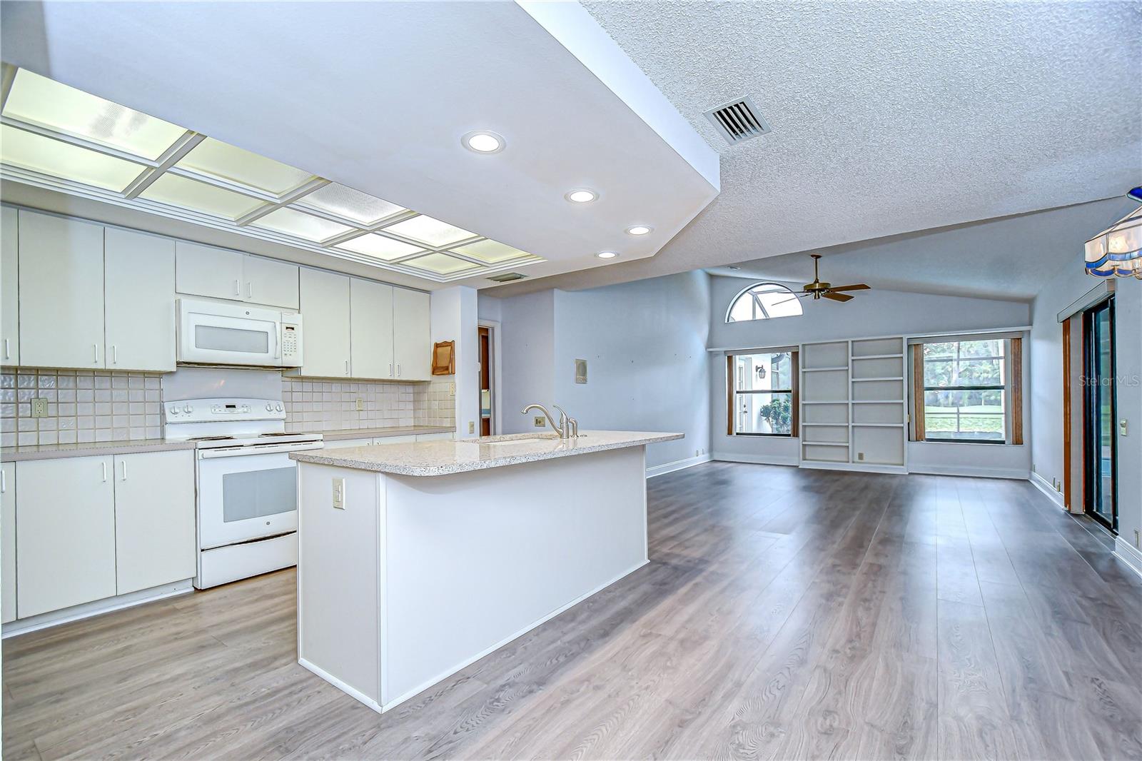Image 9 of 38 For 5317 Burchette Road