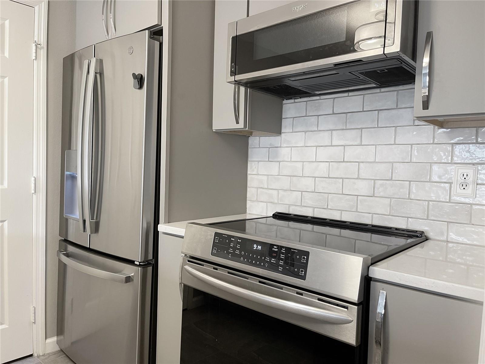 Image 5 of 26 For 800 Dakota Avenue 206