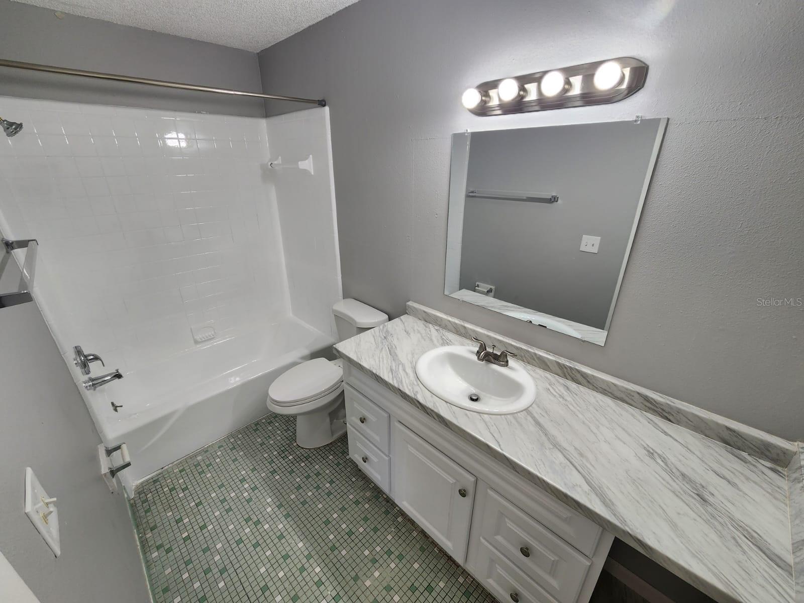 Image 12 of 12 For 101 Fernwood Avenue
