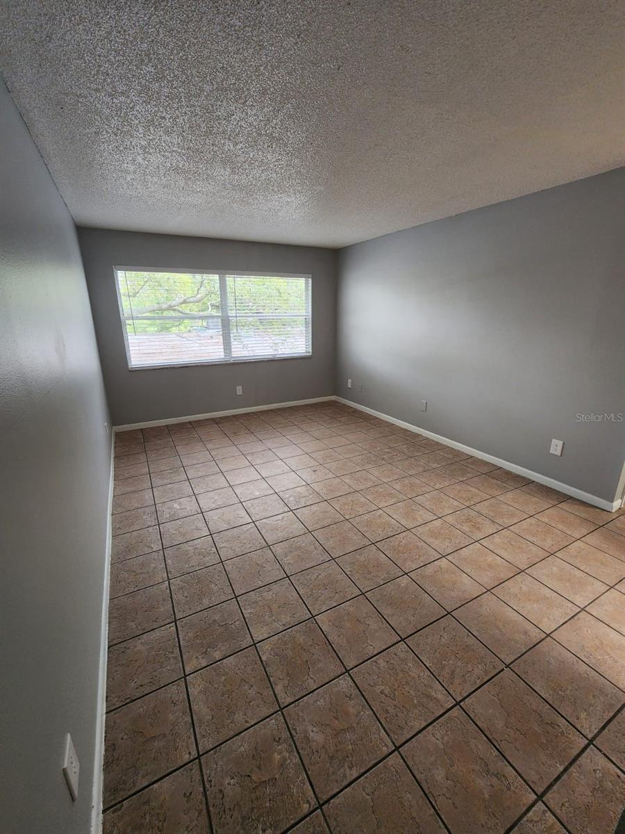 Image 5 of 12 For 101 Fernwood Avenue