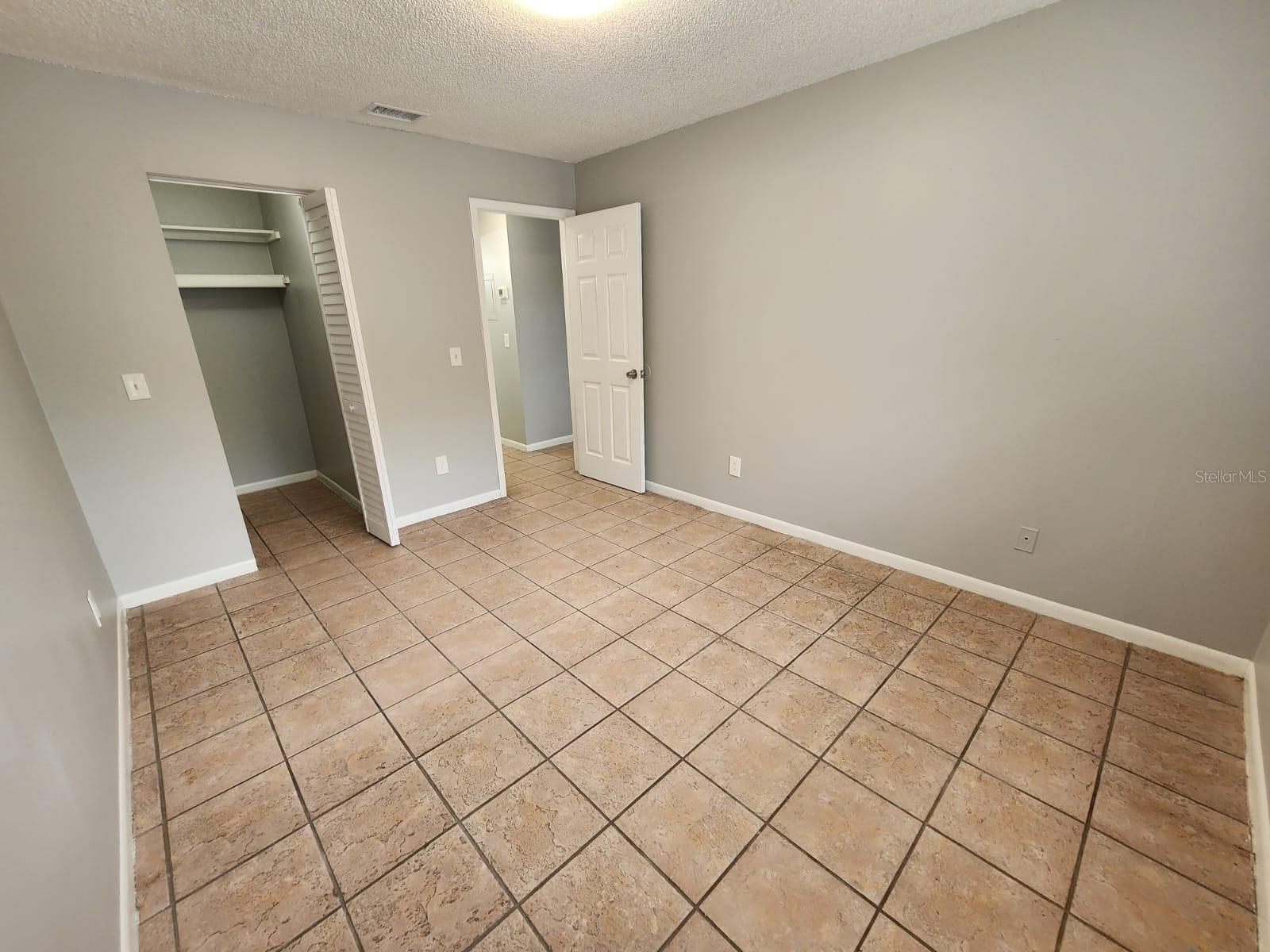 Image 8 of 12 For 101 Fernwood Avenue