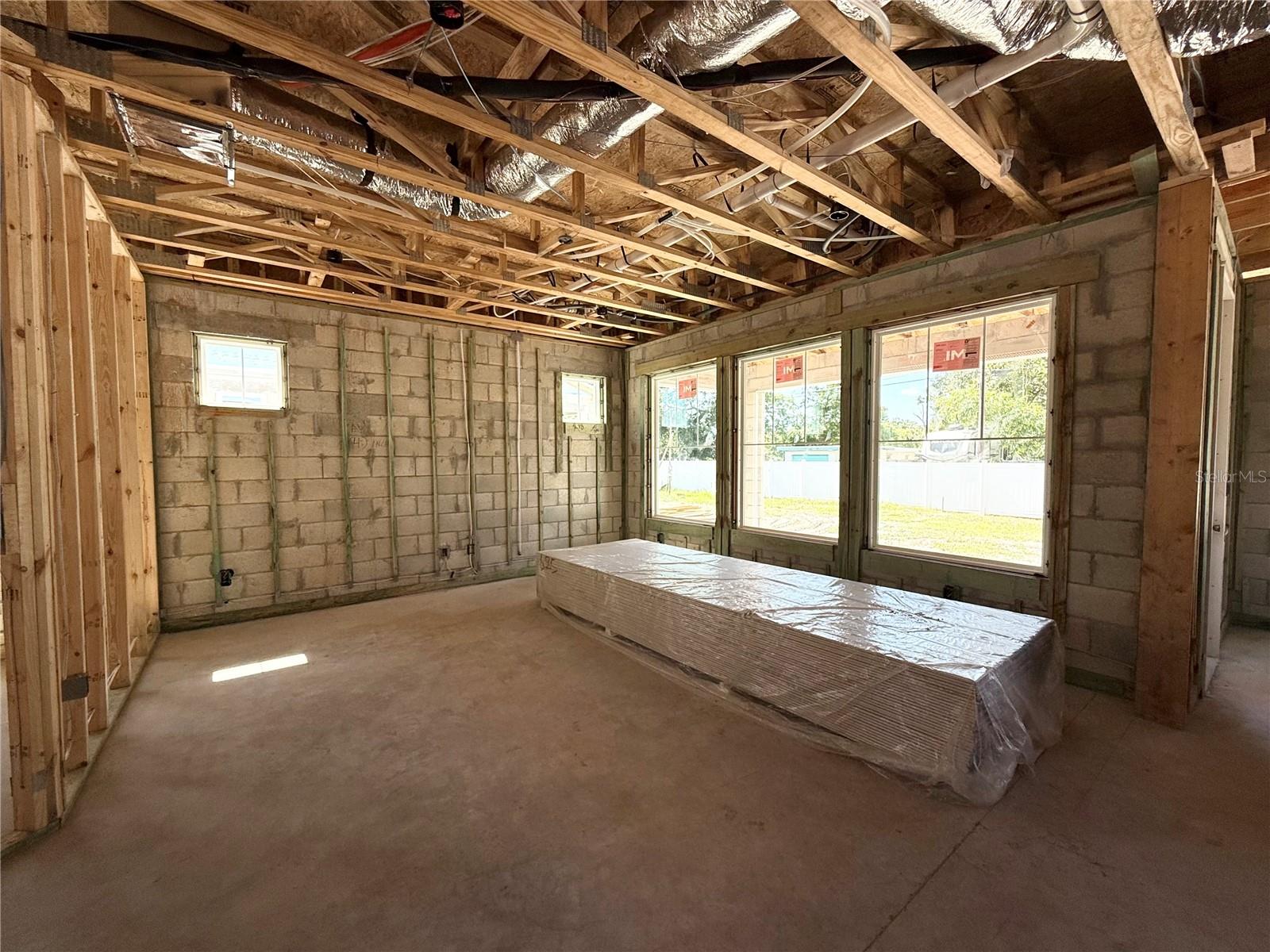 Image 8 of 15 For 3911 39th Avenue N