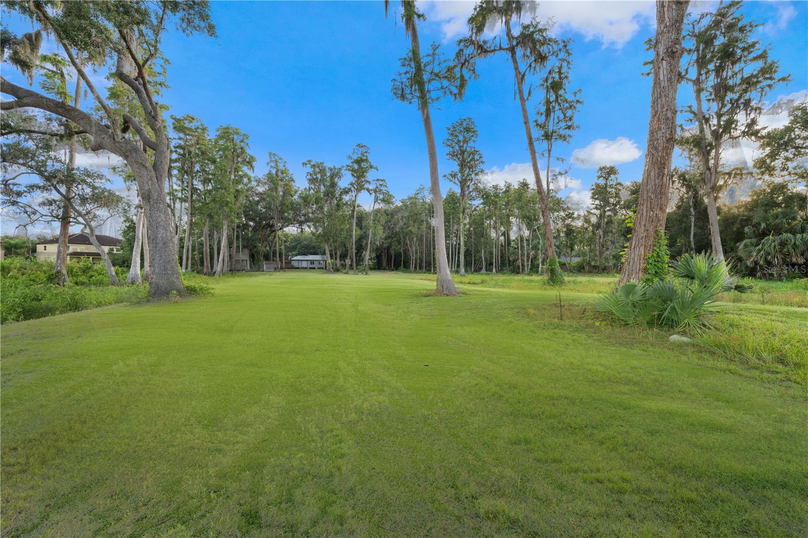 Listing photo id 0 for 16619 Indian Mound Road