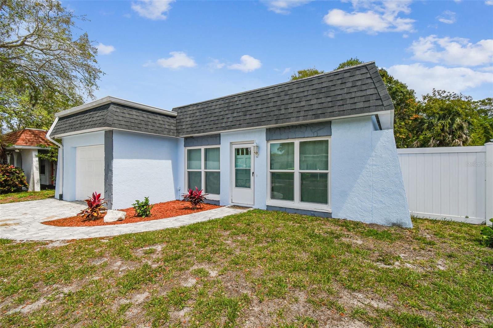 Image 15 of 66 For 12237 Eldon Drive