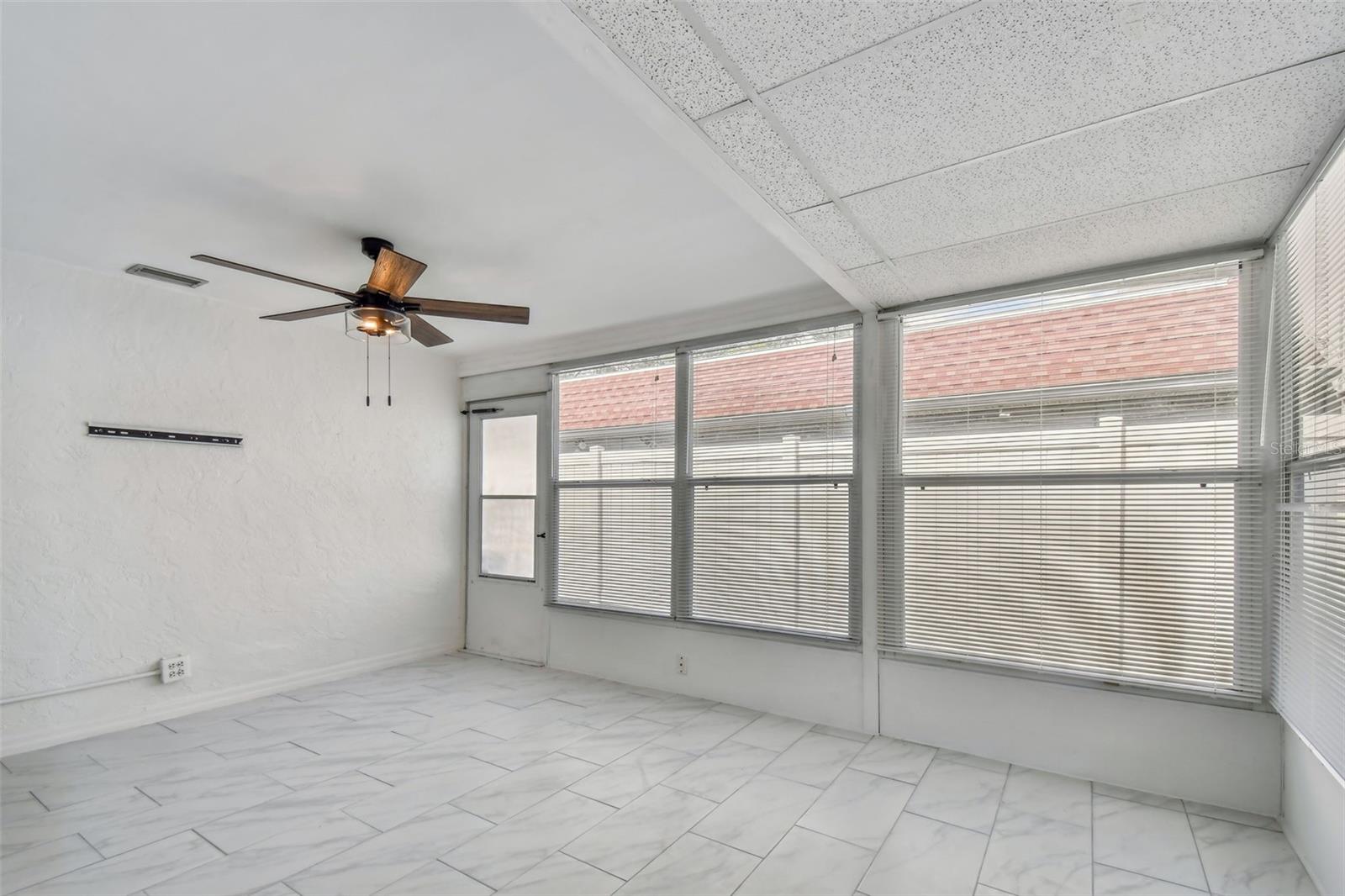 Image 33 of 66 For 12237 Eldon Drive