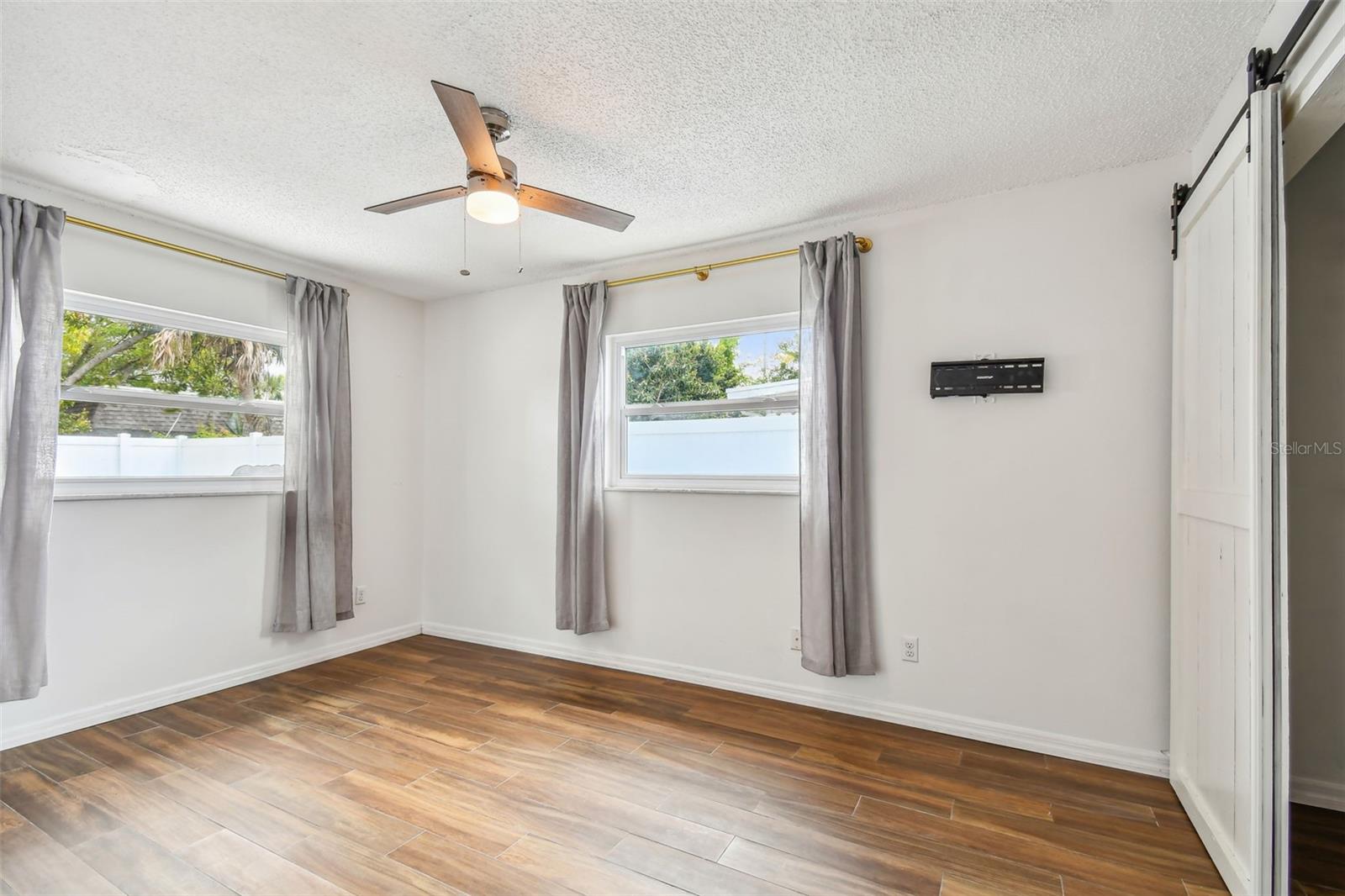 Image 46 of 66 For 12237 Eldon Drive