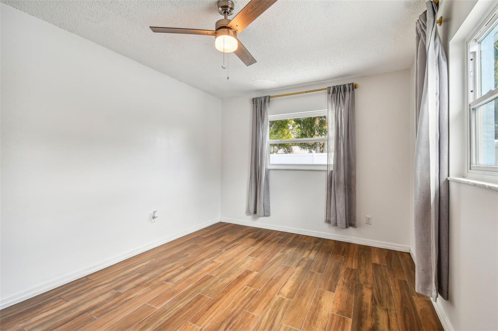 Image 47 of 66 For 12237 Eldon Drive