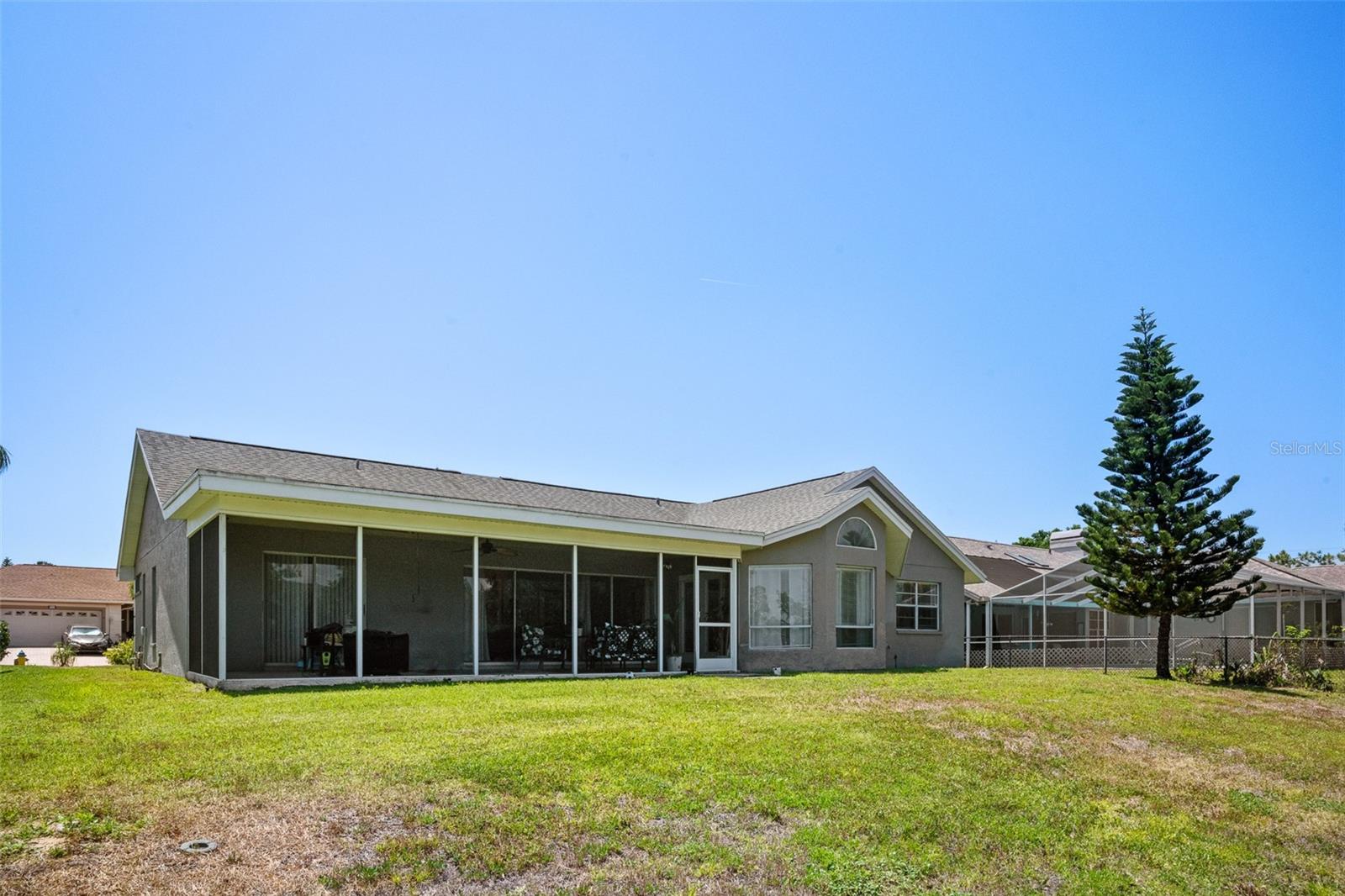Listing photo id 26 for 8712 Ashbury Drive