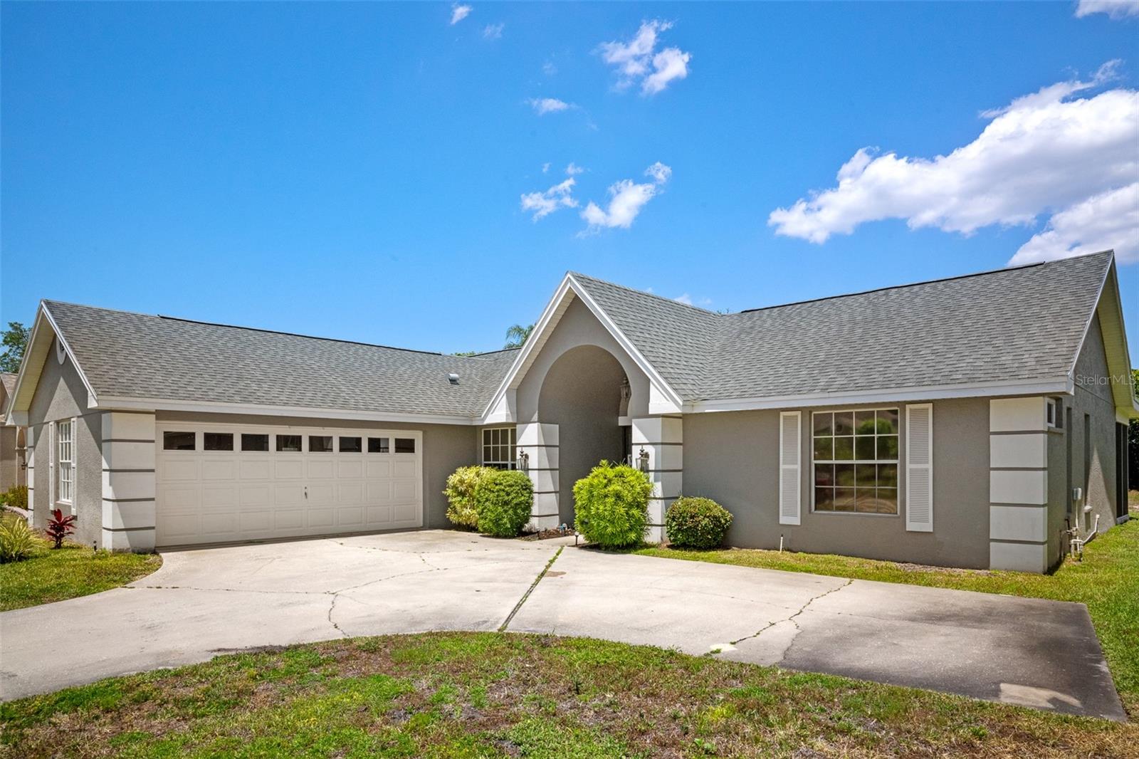 Listing photo id 28 for 8712 Ashbury Drive