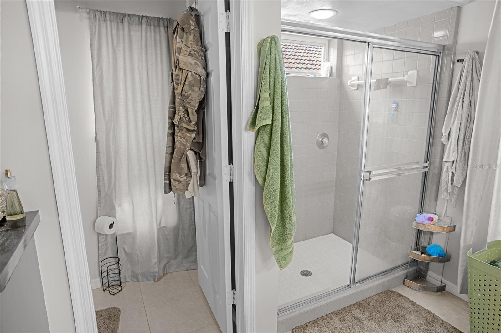 Listing photo id 7 for 8712 Ashbury Drive