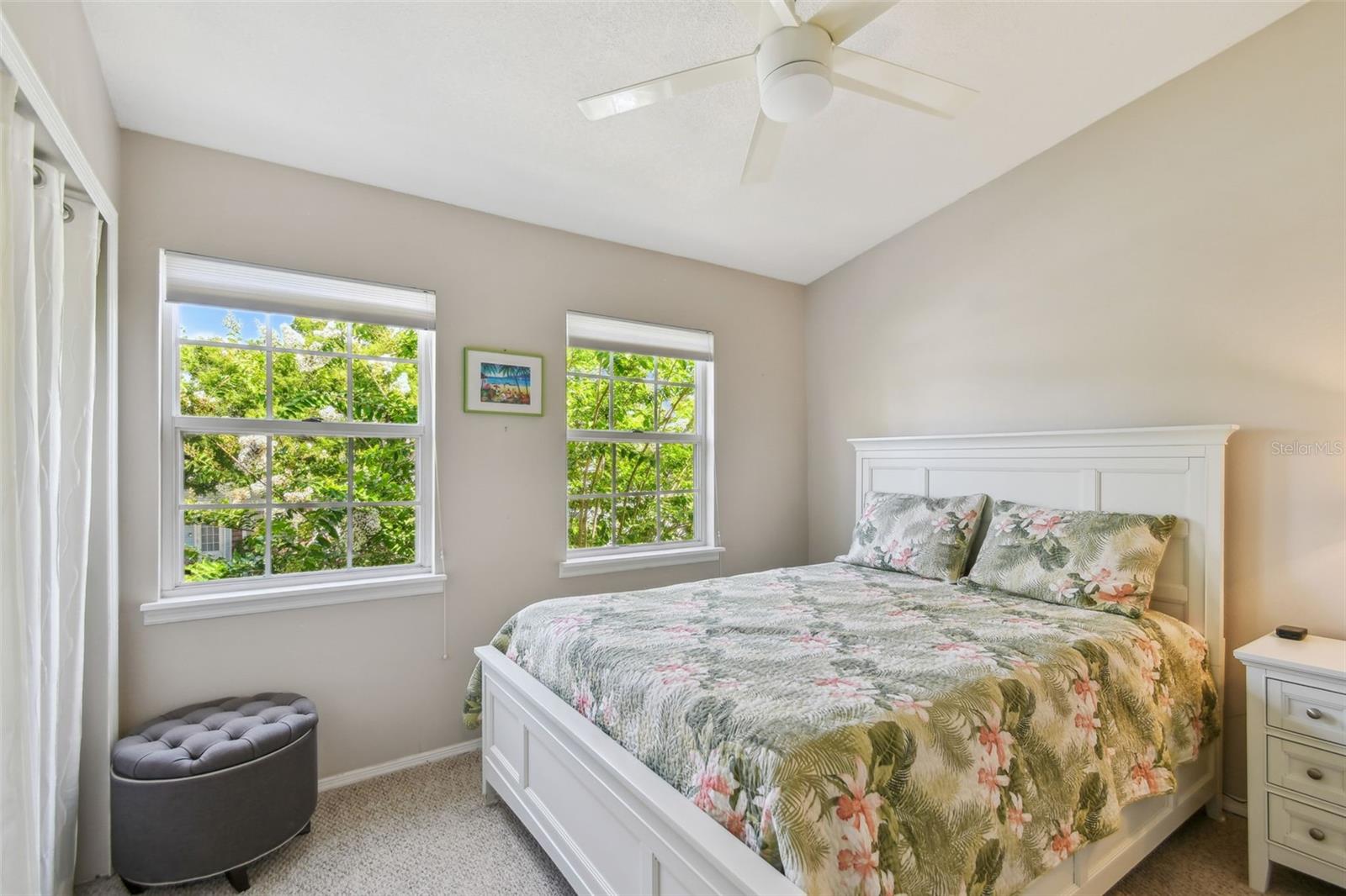 Listing photo id 16 for 7508 Hollowell Drive