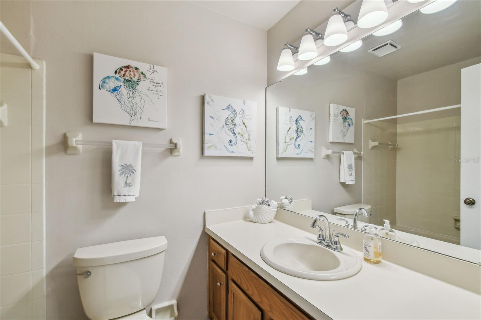 Listing photo id 20 for 7508 Hollowell Drive
