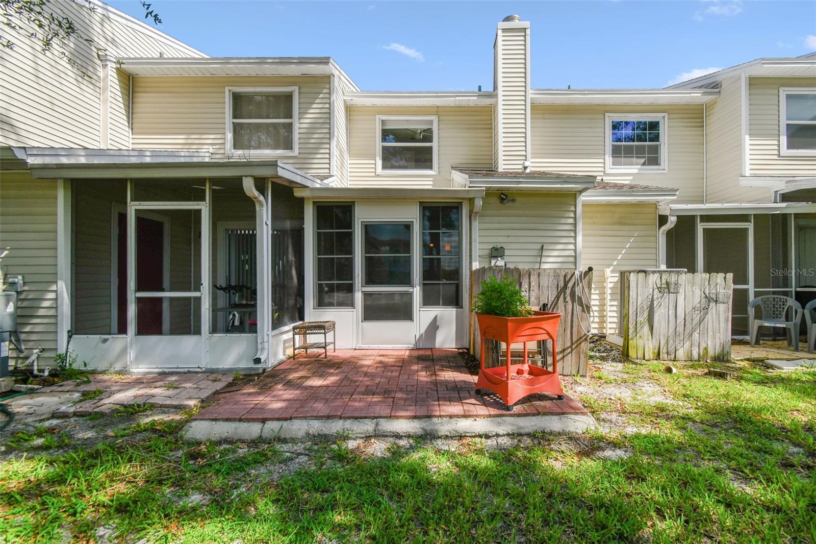 Listing photo id 25 for 7508 Hollowell Drive