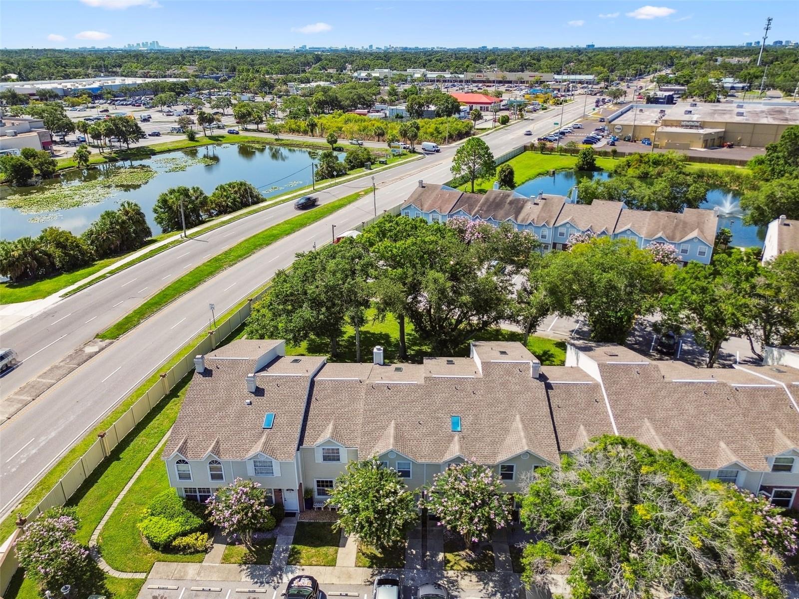 Listing photo id 30 for 7508 Hollowell Drive