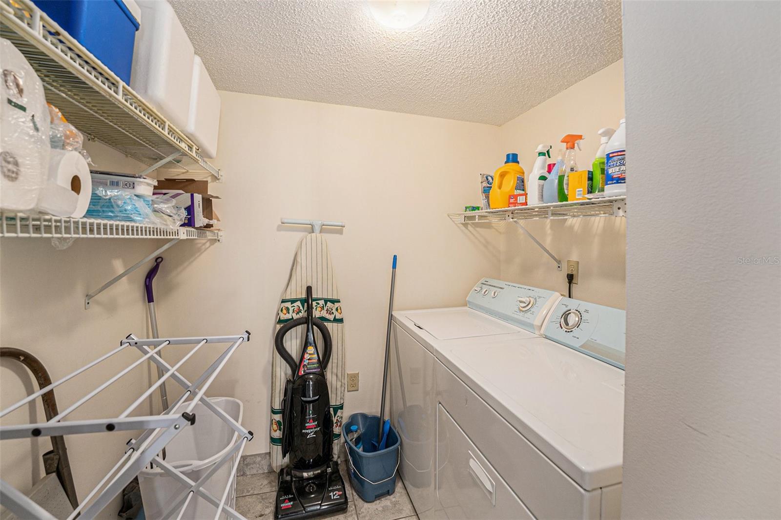 Image 16 of 29 For 2687 Pine Ridge Way S B2