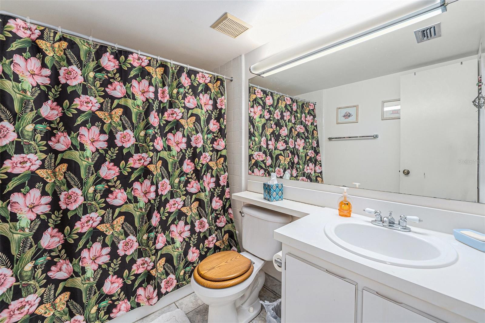 Image 25 of 29 For 2687 Pine Ridge Way S B2