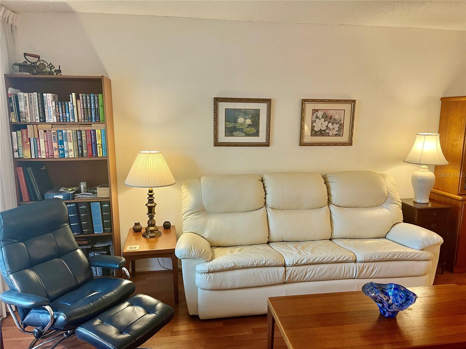 Image 11 of 52 For 2220 Spanish Drive 14