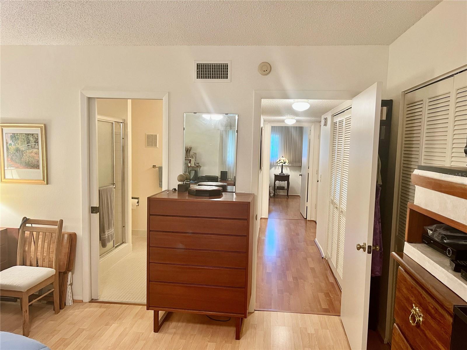 Image 20 of 52 For 2220 Spanish Drive 14