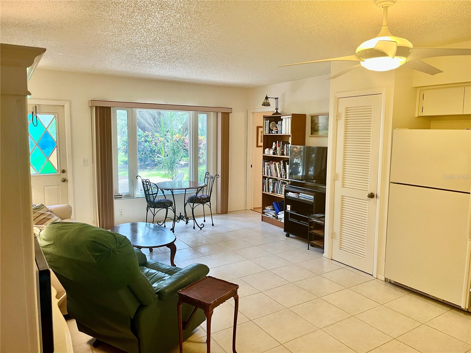 Image 9 of 52 For 2220 Spanish Drive 14
