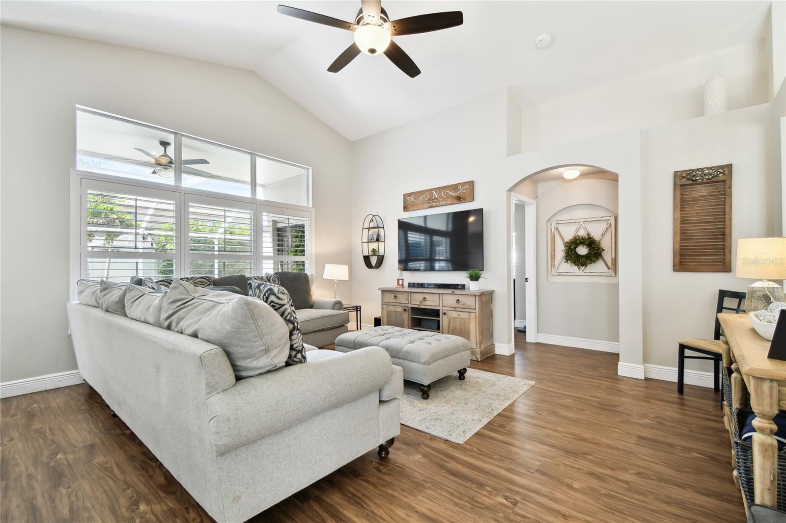 Image 12 of 38 For 11538 Cypress Reserve Drive