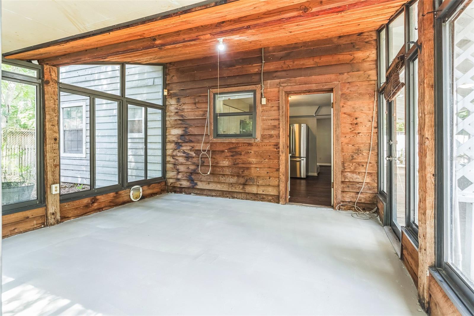 Image 30 of 36 For 4840 Herton Drive
