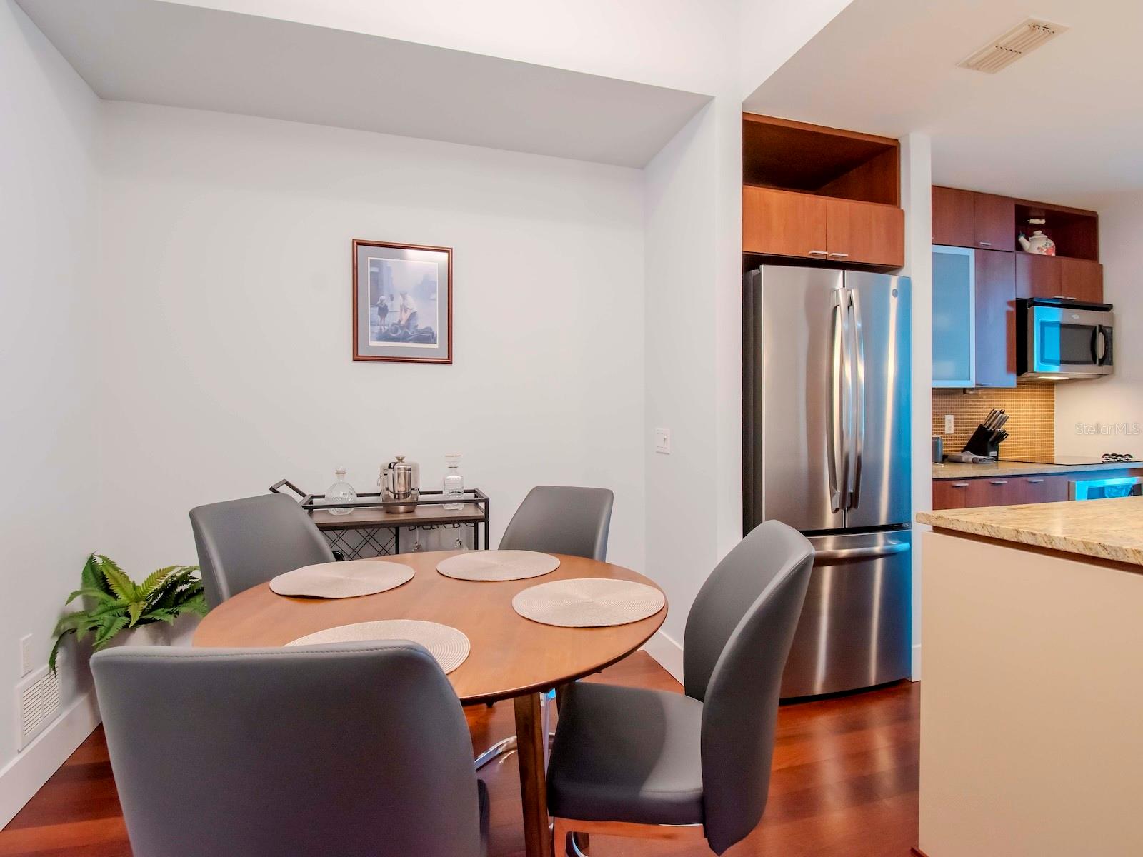 Image 4 of 51 For 111 12th Street 1520