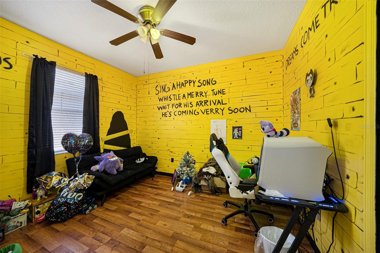 Listing photo id 21 for 8125 Spirit Court