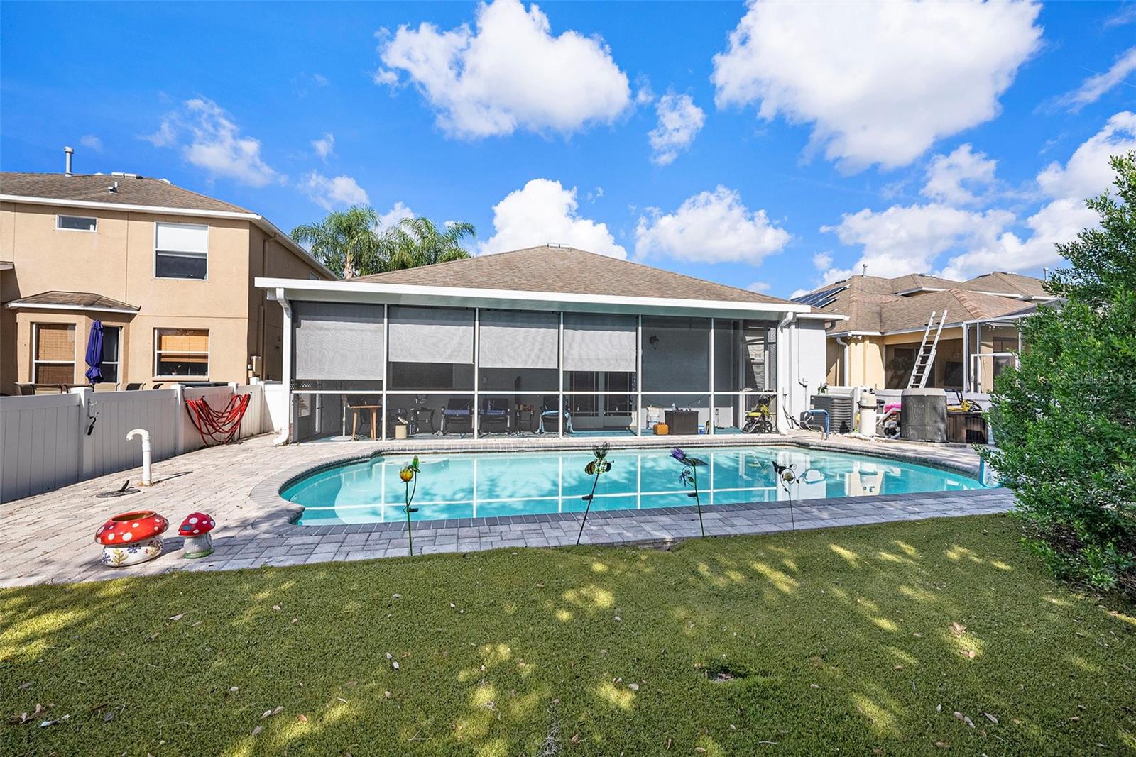 Listing photo id 27 for 8125 Spirit Court