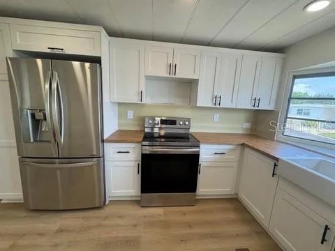 Image 3 of 8 For 9790 66th Street N 398