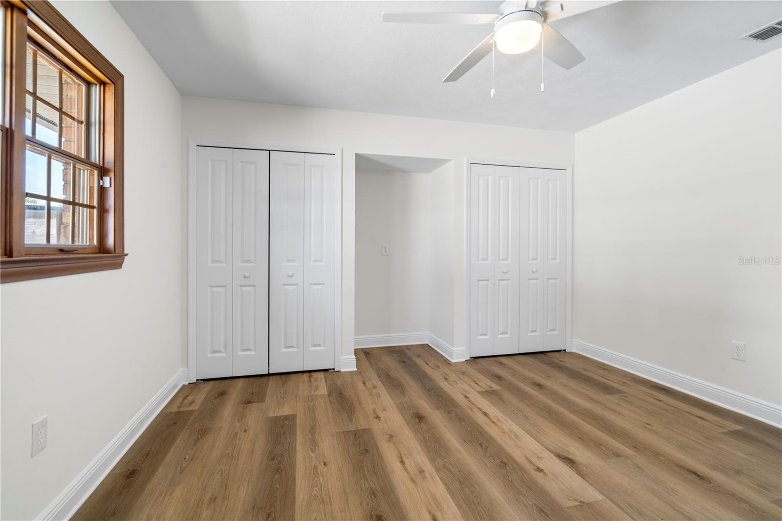 Listing photo id 19 for 404 Dickman Drive Sw