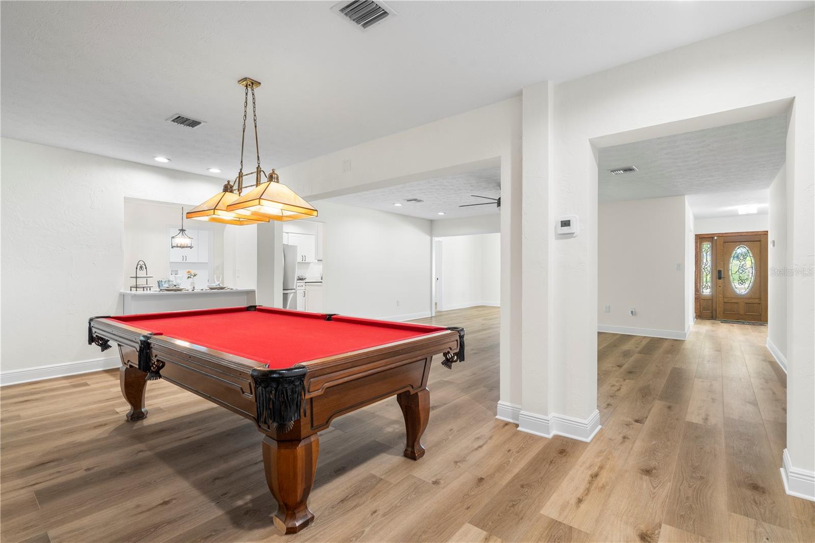 Listing photo id 39 for 404 Dickman Drive Sw