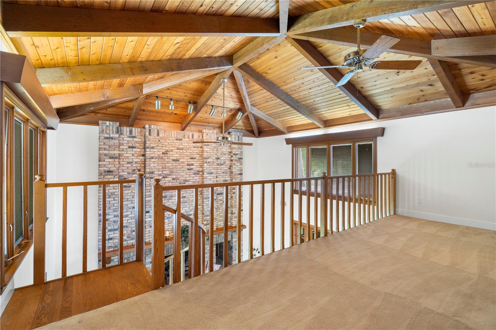 Listing photo id 51 for 404 Dickman Drive Sw