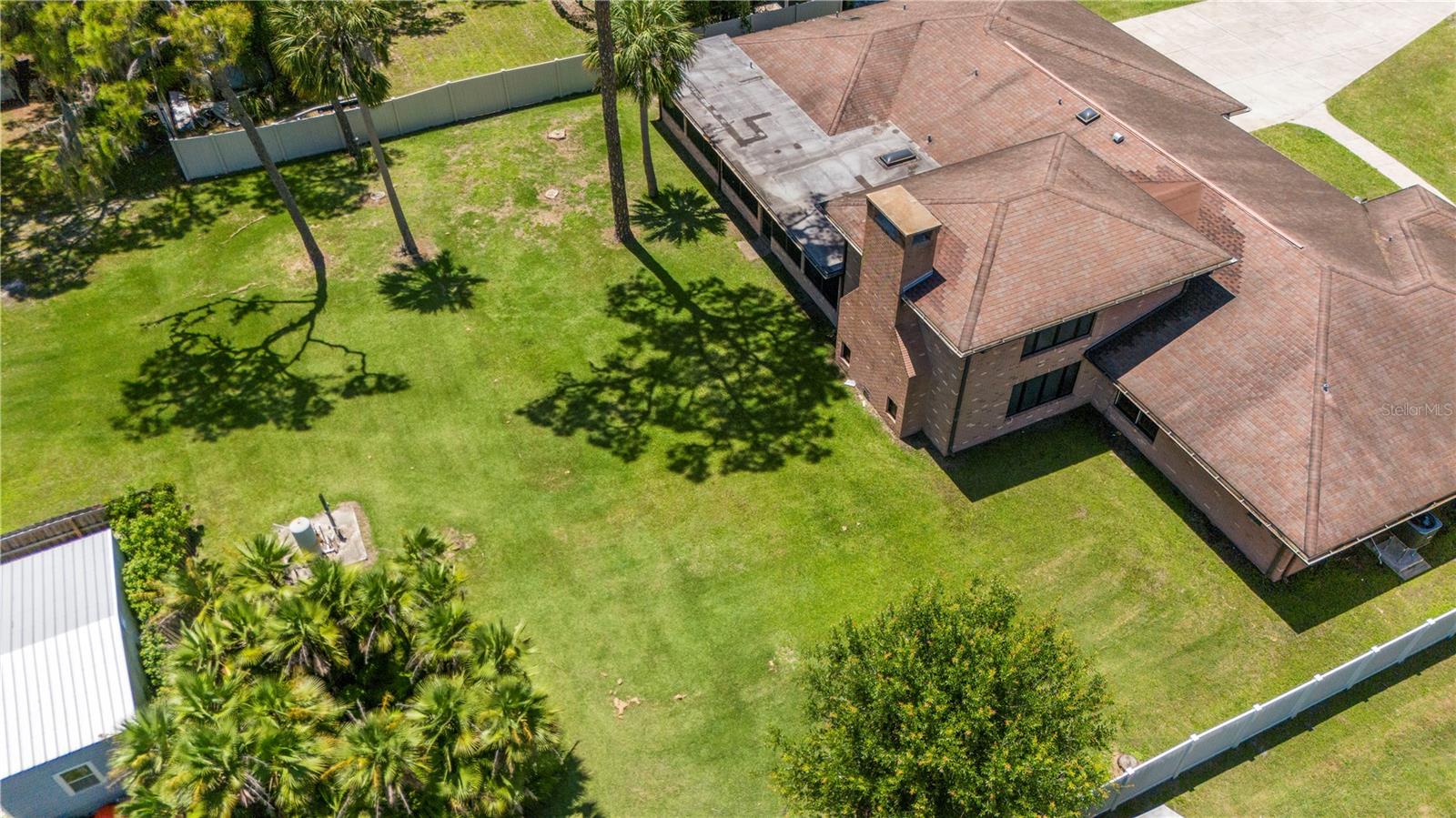 Listing photo id 87 for 404 Dickman Drive Sw