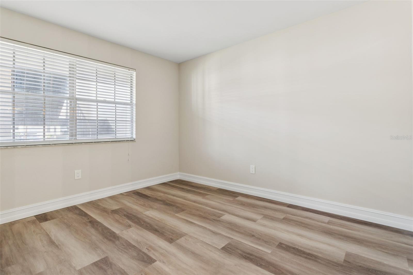 Image 12 of 37 For 10388 Carrollwood Lane 283