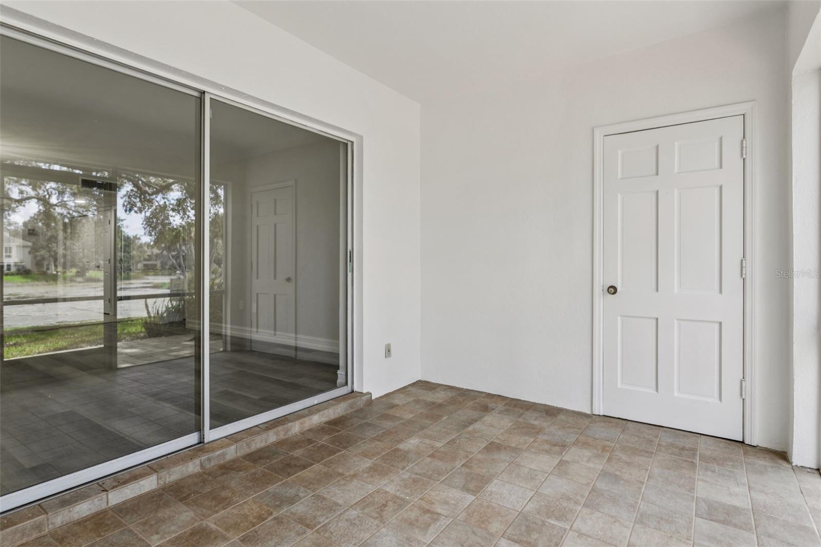 Image 19 of 37 For 10388 Carrollwood Lane 283