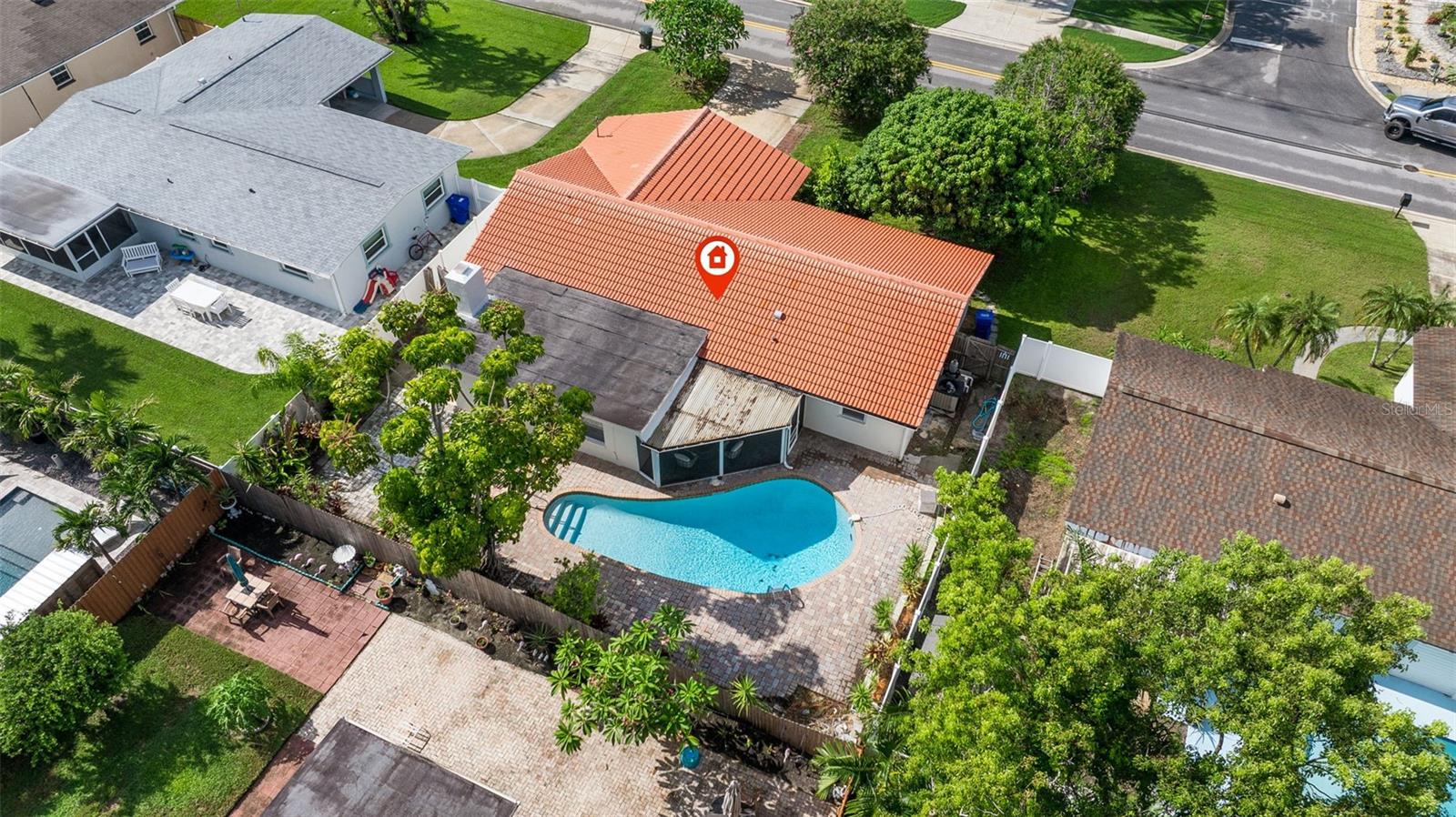 Image 33 of 42 For 787 San Salvador Drive