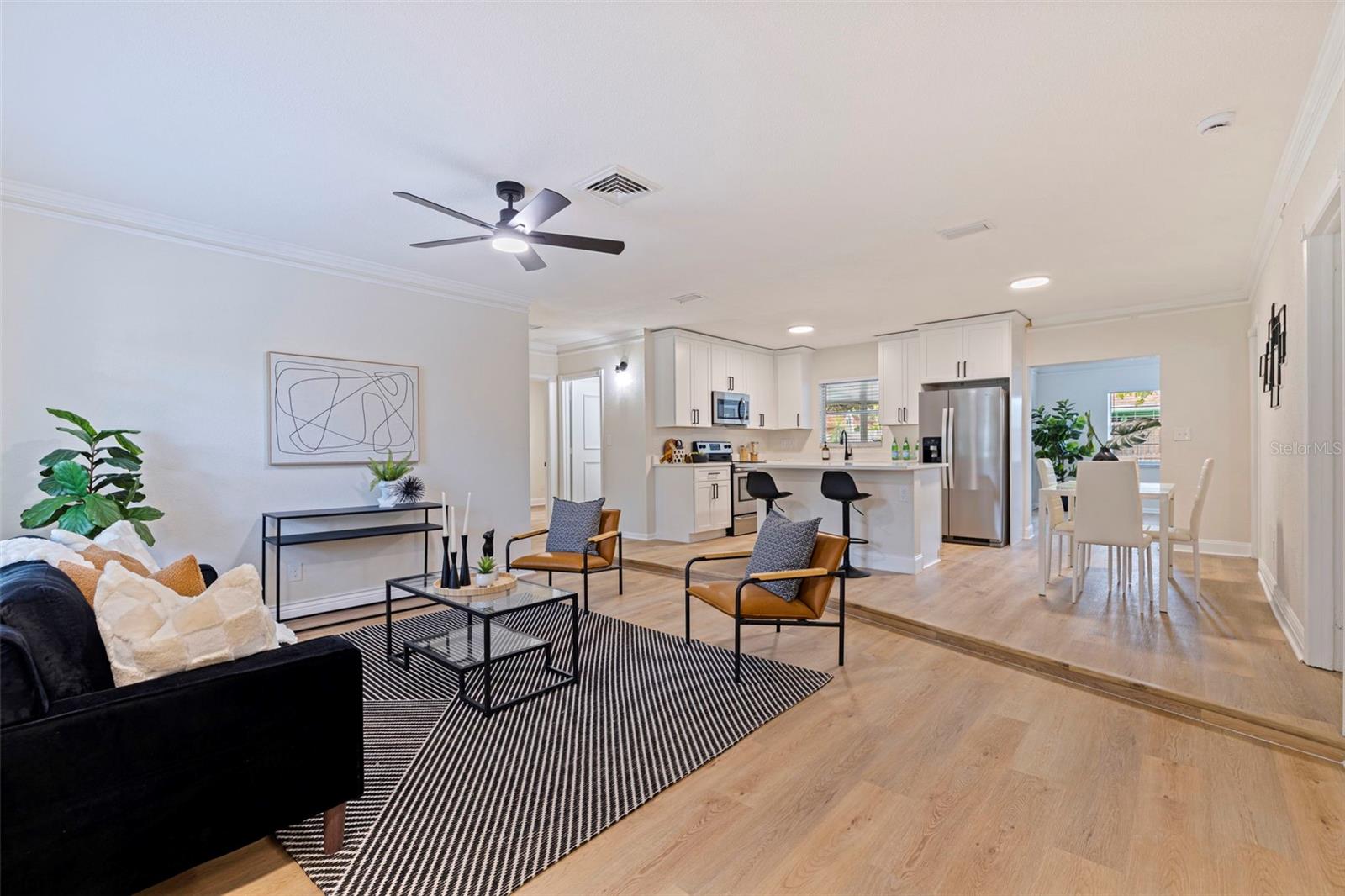 Image 6 of 42 For 787 San Salvador Drive
